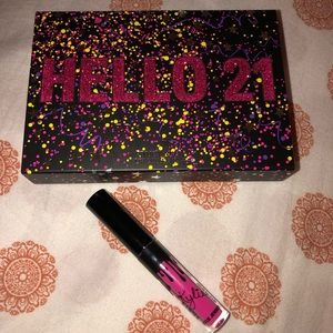 Kylie Cosmetics Mini Velvet Birthday Collection